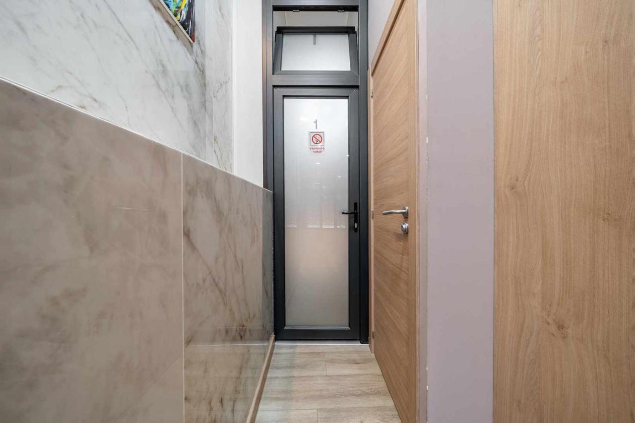 Apartments Lilia レウス 部屋 写真